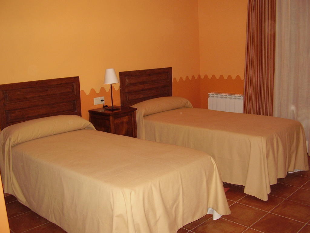 Casa De Los Diezmos Alborge Chambre photo