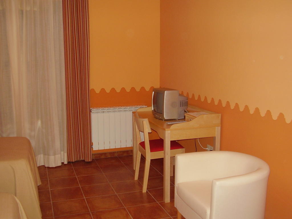 Casa De Los Diezmos Alborge Chambre photo